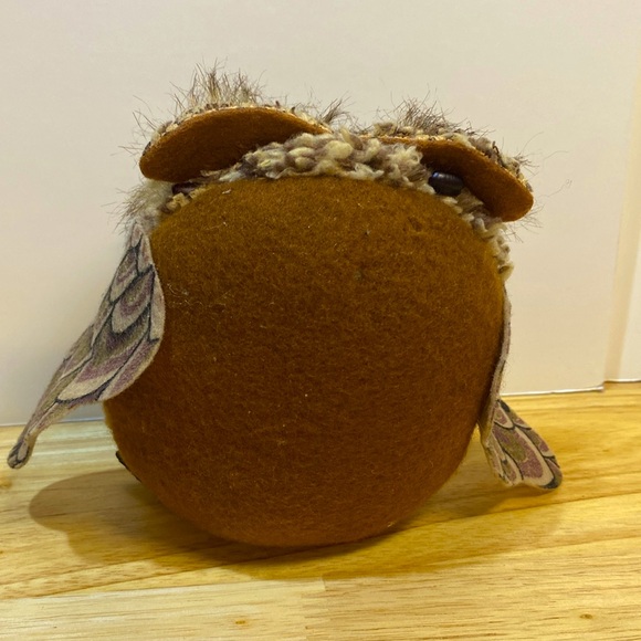Tiny But Cute!! Plush Stuffed Bean Bag Brown Back Owl With Big Black Eyes - Picture 3 of 7